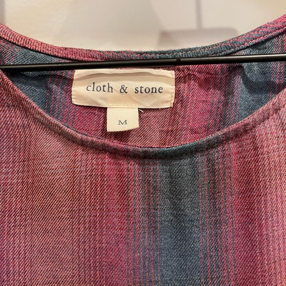 Anthropologie Cloth & Stone SZ M Red and Blue Plaid Lace Up Back Top! - Picture 3 of 12